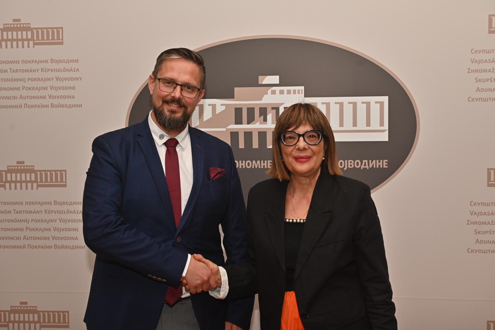 Predsednik Juhas razgovarao sa predsednicom Pokrajinske vlade Majom Gojković
