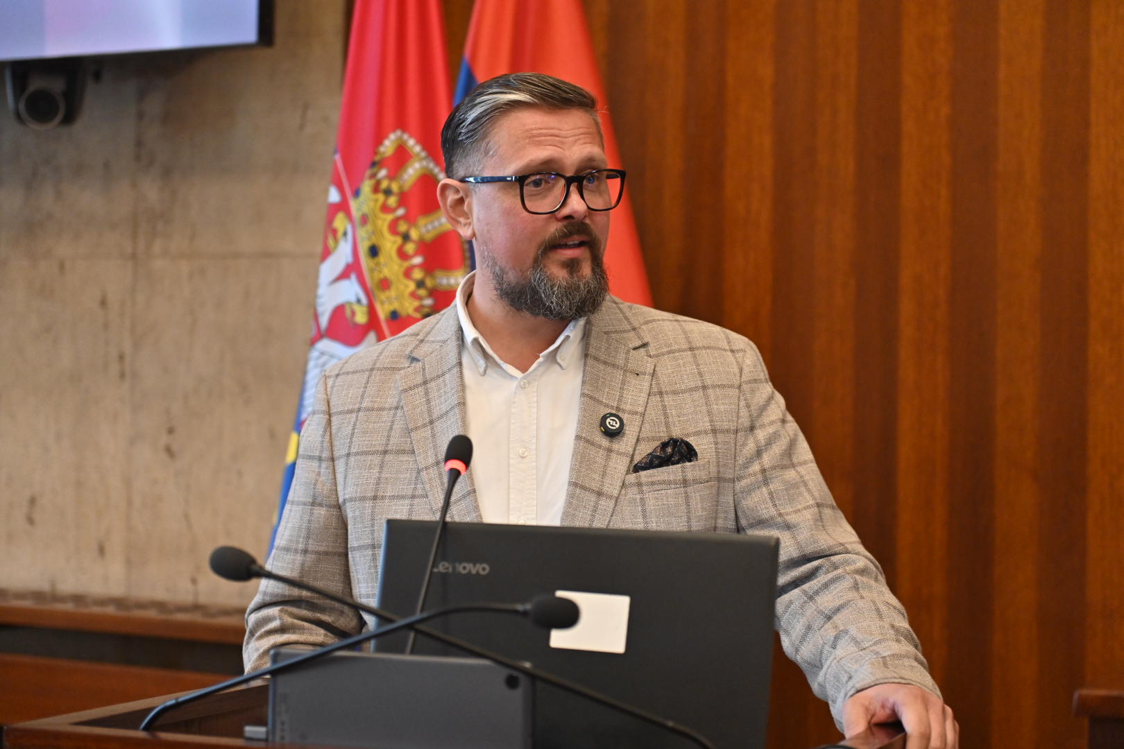 Председник Јухас примио делегацију бечејске Гимназије и учеснике програма „Ерасмус+“