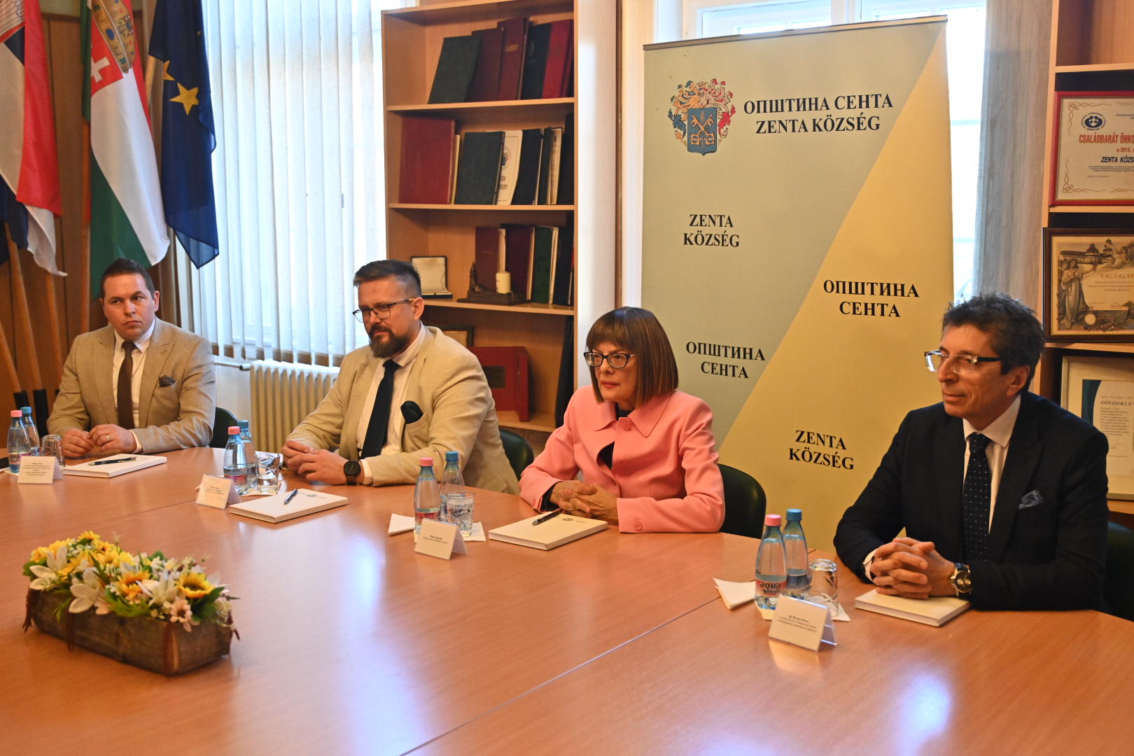 Maja Gojković and Bálint Juhász visited the municipality of Senta