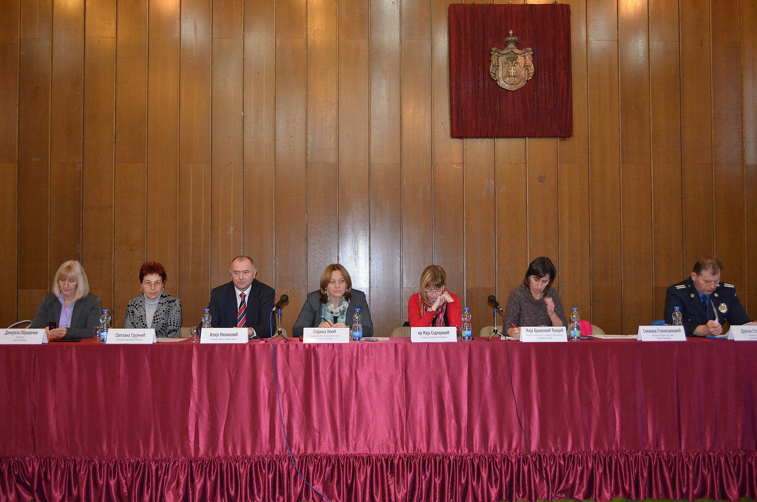 Učesnice konferencije u Sremskoj mitrovici